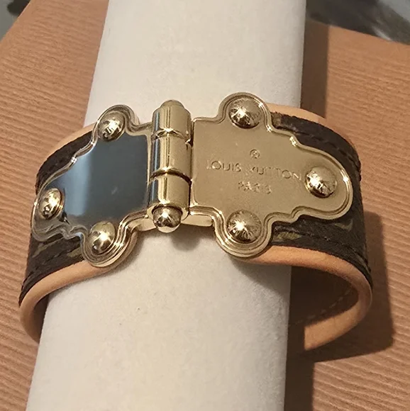 Louis Vuitton Gold and Brown Bracelet never worn - Picture 2 of 12